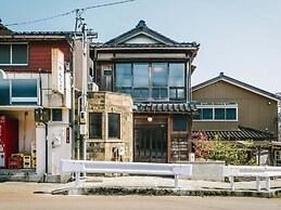 Sansuikyo Machiya House