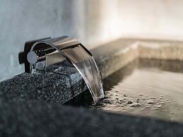 Sansuikyo Machiya House