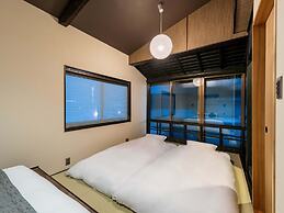 Sansuikyo Machiya House