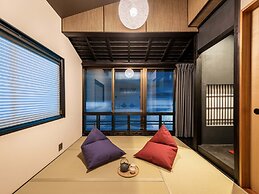 Sansuikyo Machiya House