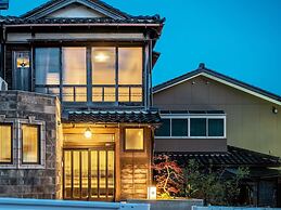 Sansuikyo Machiya House