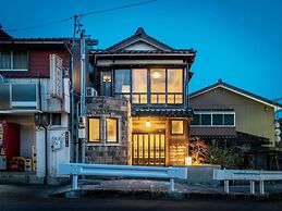 Sansuikyo Machiya House