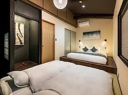 Sansuikyo Machiya House