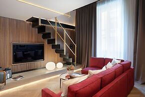 Arts & Crafts Apartments