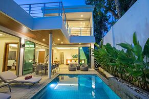 Trendy 4BR Villa Kari in KA Villas Rawai