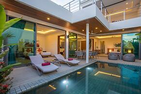 Trendy 4BR Villa Kari in KA Villas Rawai
