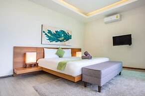 Trendy 4BR Villa Kari in KA Villas Rawai