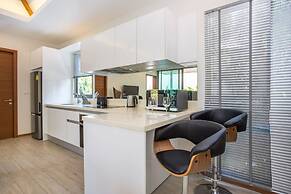 Trendy 4BR Villa Kari in KA Villas Rawai