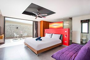 Chic and Modern 3BR Pool Villa Kloua