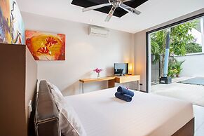 Chic and Modern 3BR Pool Villa Kloua