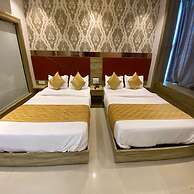 HOTEL BKC CROWN - NEAR TRADE CENTRE