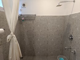 Hotel 100 Petals - Gangtok 12 mins from MG Marg