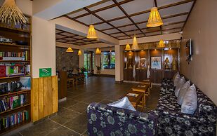 Hotel 100 Petals - Gangtok 12 mins from MG Marg