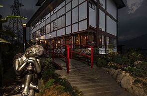 Hotel 100 Petals - Gangtok 12 mins from MG Marg