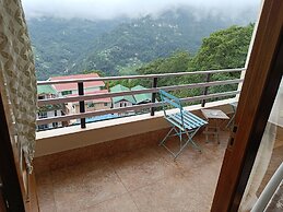 Hotel 100 Petals - Gangtok 12 mins from MG Marg