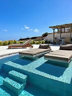 Lavadoze Luxury Suites - Adults only