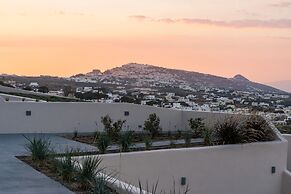 Lavadoze Luxury Suites - Adults only