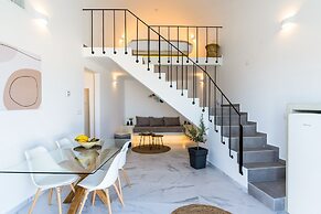 Lavadoze Luxury Suites - Adults only