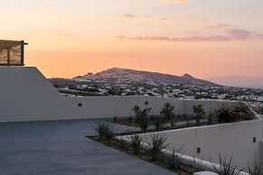 Lavadoze Luxury Suites - Adults only