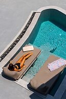 Lavadoze Luxury Suites - Adults only