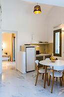 Lavadoze Luxury Suites - Adults only