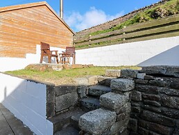 Dolphin Cottage