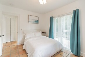 Sarasota, Fl Bungalow Bright & Breezy Coastal Vibes - 10 Mins To White