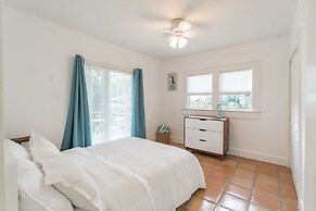 Sarasota, Fl Bungalow Bright & Breezy Coastal Vibes - 10 Mins To White