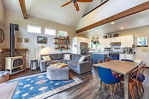 River House Retreat 2 Bedroom Home by Redawning