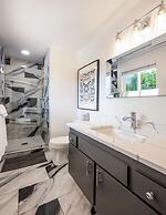 Point Lyle 3 Bedroom Home by RedAwning