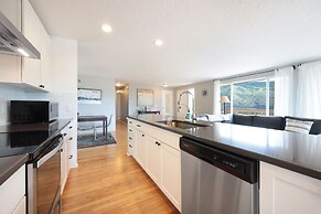 Point Lyle 3 Bedroom Home by RedAwning