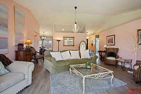 Canyon Cottage 3 Bedroom Home by Redawning