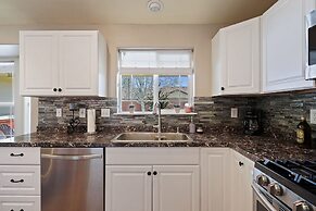 Canyon Cottage 3 Bedroom Home by Redawning