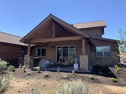 Juniper Mesa At Brasada 4 Bedroom Home by Redawning