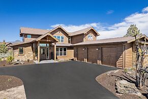 Juniper Mesa At Brasada 4 Bedroom Home by Redawning