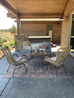 Juniper Mesa At Brasada 4 Bedroom Home by Redawning