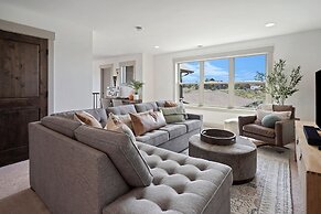 Juniper Mesa At Brasada 4 Bedroom Home by Redawning