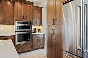 Juniper Mesa At Brasada 4 Bedroom Home by Redawning