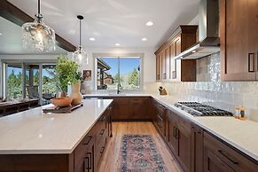 Juniper Mesa At Brasada 4 Bedroom Home by Redawning