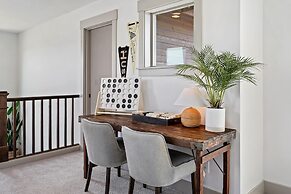 Juniper Mesa At Brasada 4 Bedroom Home by Redawning