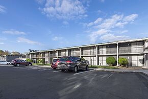 Suburban Studios Rock Hill Northeast I-77