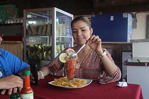 Hotel Aldea Pura Vida