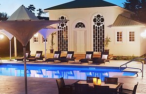 Manoir Chamberland (Adults Only, No Pets)