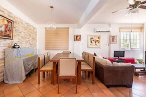 4 Bedroom Villa With Private Pool Near Beach