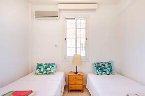 4 Bedroom Villa With Private Pool Near Beach