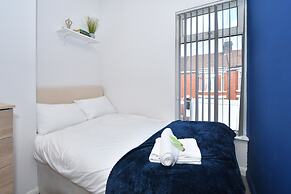 Townhouse @ 115 Walthall Street Crewe