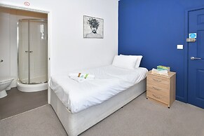 Townhouse @ 115 Walthall Street Crewe