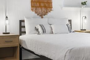 Spring Creek Escape - Balcony w/ Views