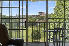 Spring Creek Escape - Balcony w/ Views