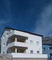 Apartment Villa Bijele Stijene